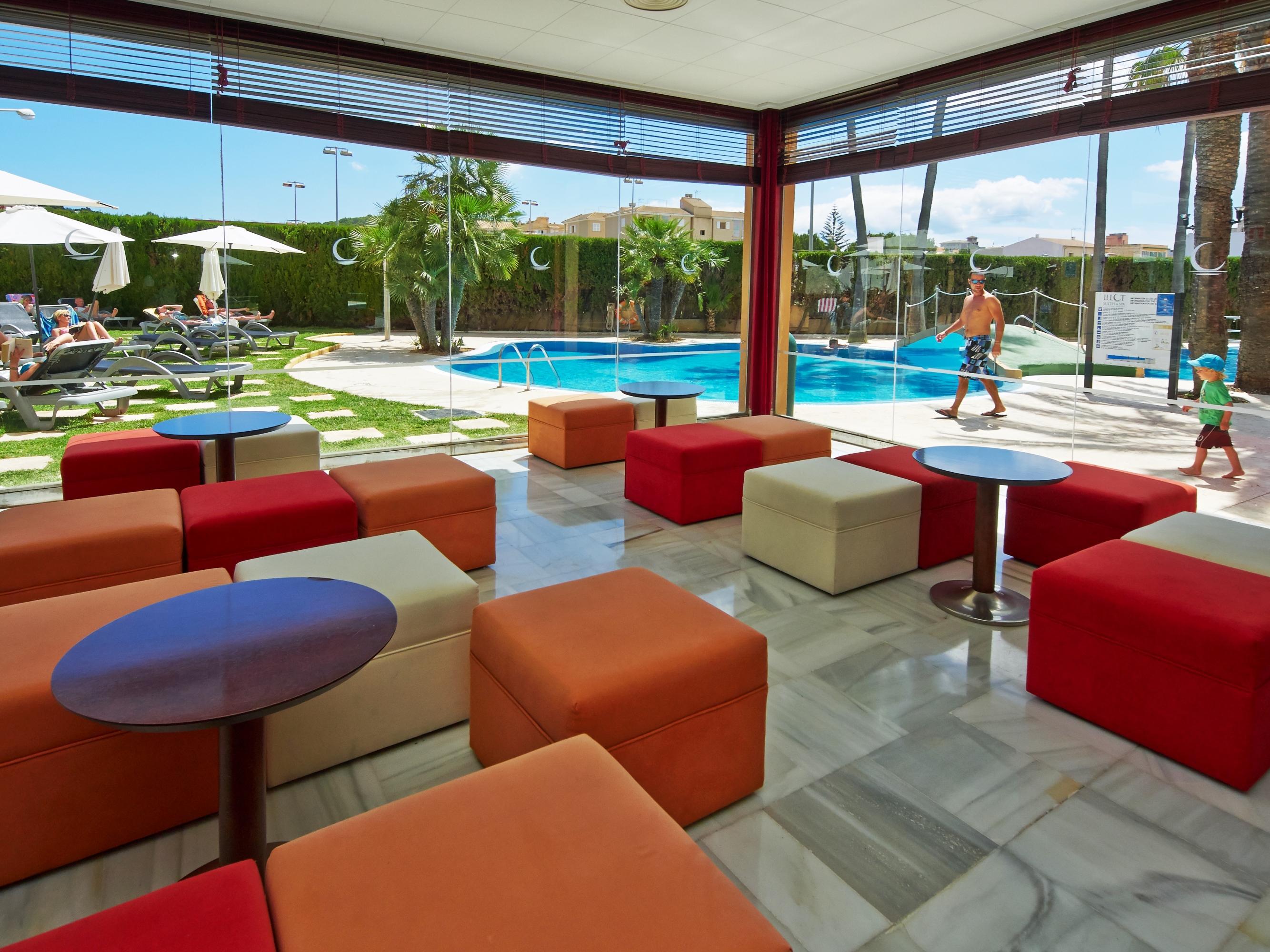 Hotel Illot Suites Кала-Ратхада Екстер'єр фото