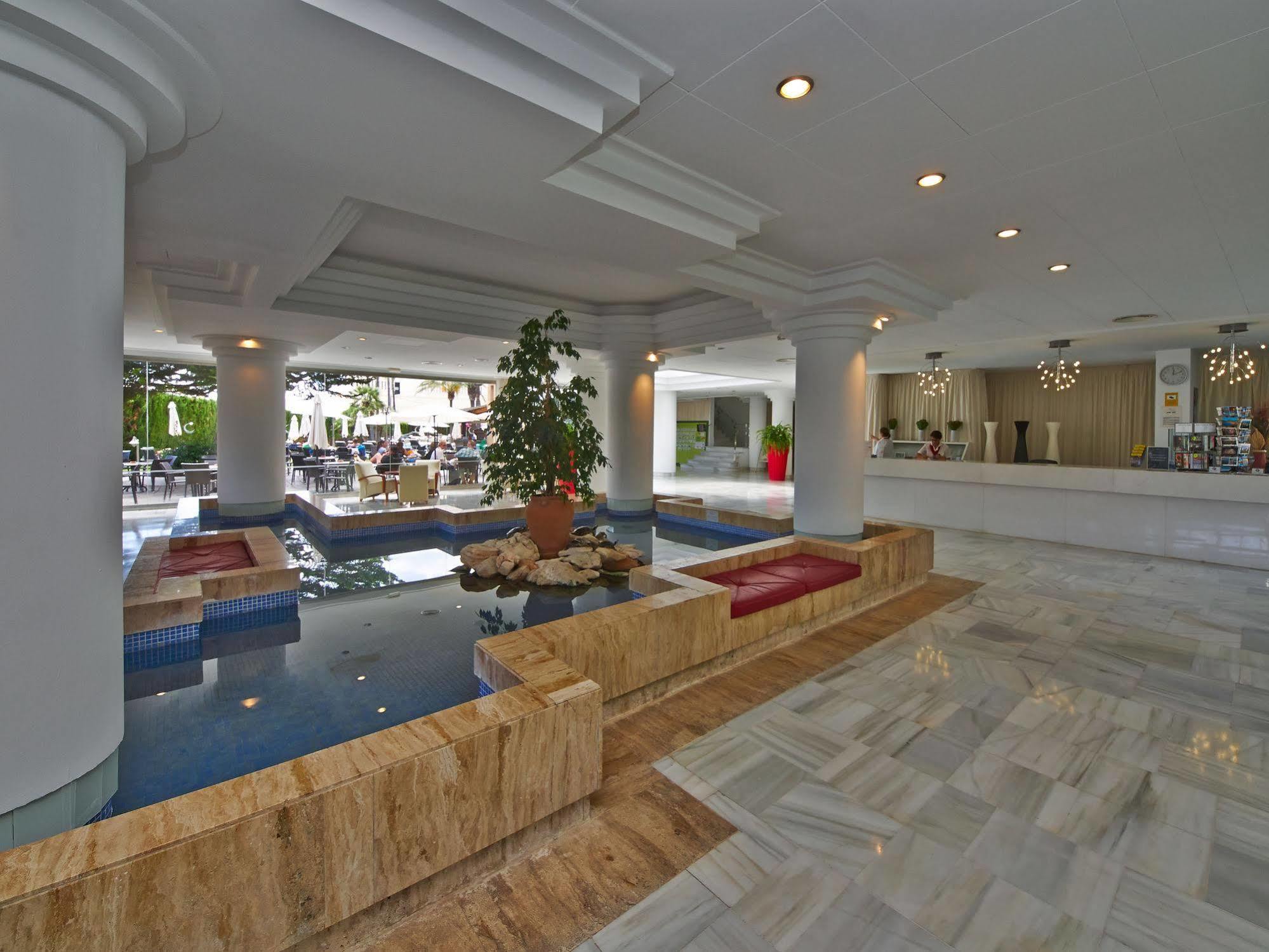 Hotel Illot Suites Кала-Ратхада Екстер'єр фото